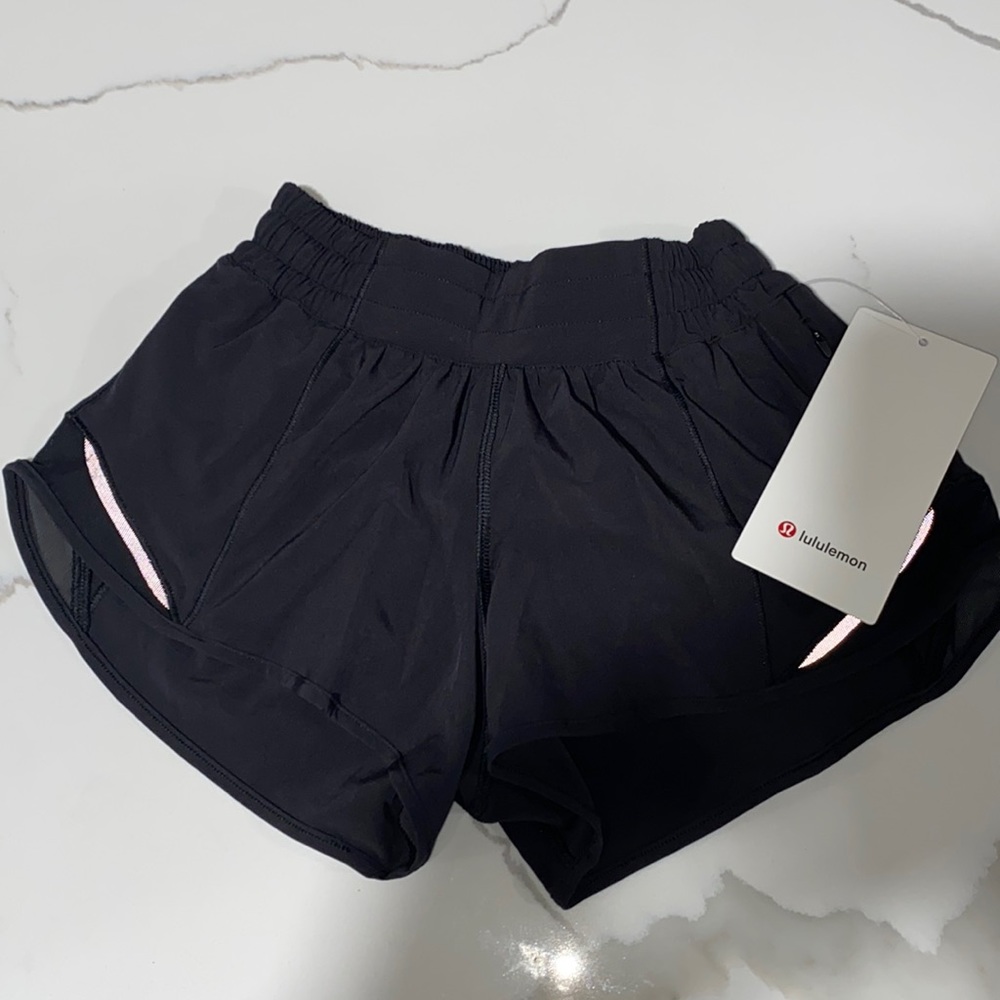 Womens lululemon short brand new!